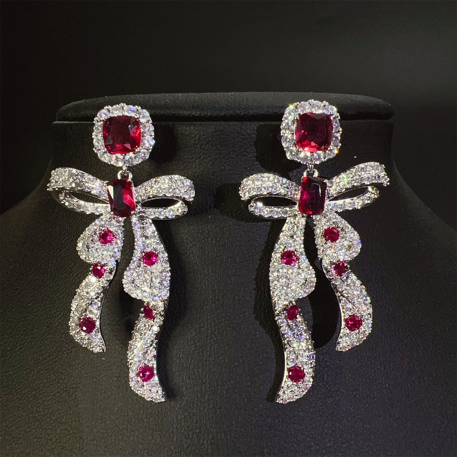 High-end Earrings Dramatic Style Niche And Chic