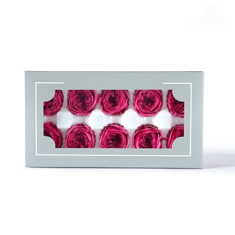 The Preserved Rose Bouquet Has Been Sealed With Resin