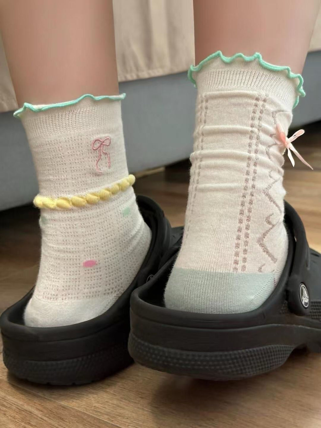 Coquette Bow Embroidered Mesh Crew Socks, Wavy Lace Trim Socks With Colorful Accents, Women's Sweet Breathable Socks For Summer & Crocs