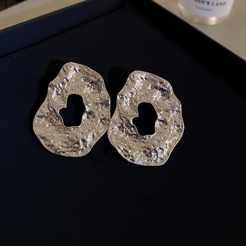 Niche Design Silver Circular Stud Earrings Light Luxury Cold Wind Versatile Earrings