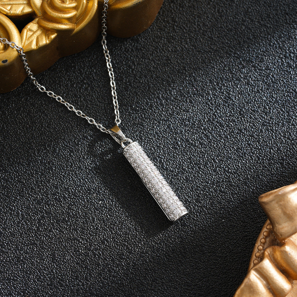 Full-diamond Cylindrical Necklace With A Luxurious Feel