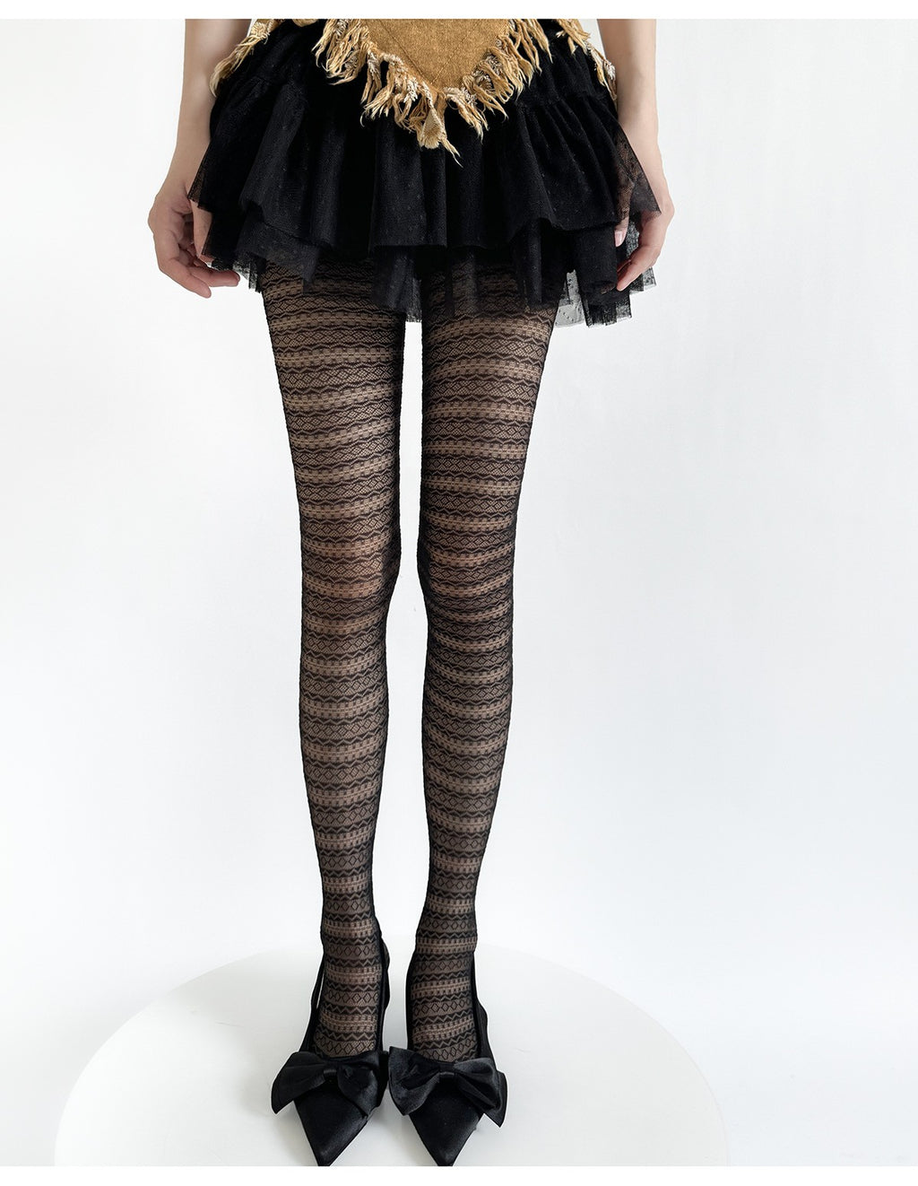 Retro Horizontal Lace Hollow Stockings Pure Desire Thin Jacquard Pantyhose Spring And Autumn