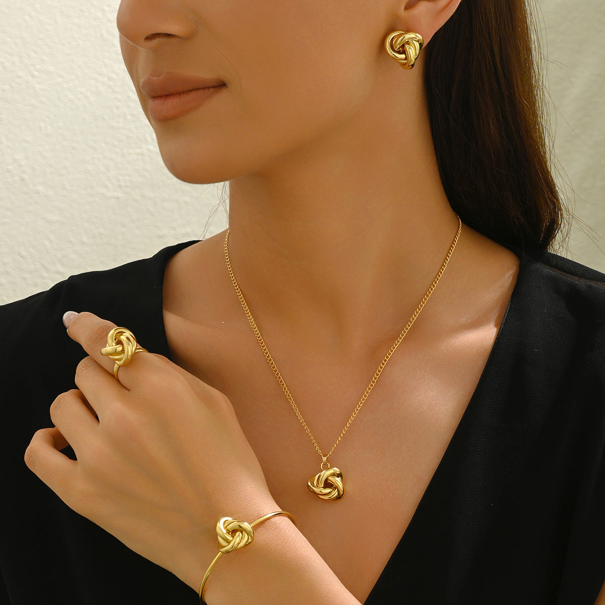 New Cross-border European American Women Jewelry Set, Unique Cross Multi-Layer Design Clavicle Necklace & Matching Ear Accessories, Versatile Daily Neck Ear Jewelry