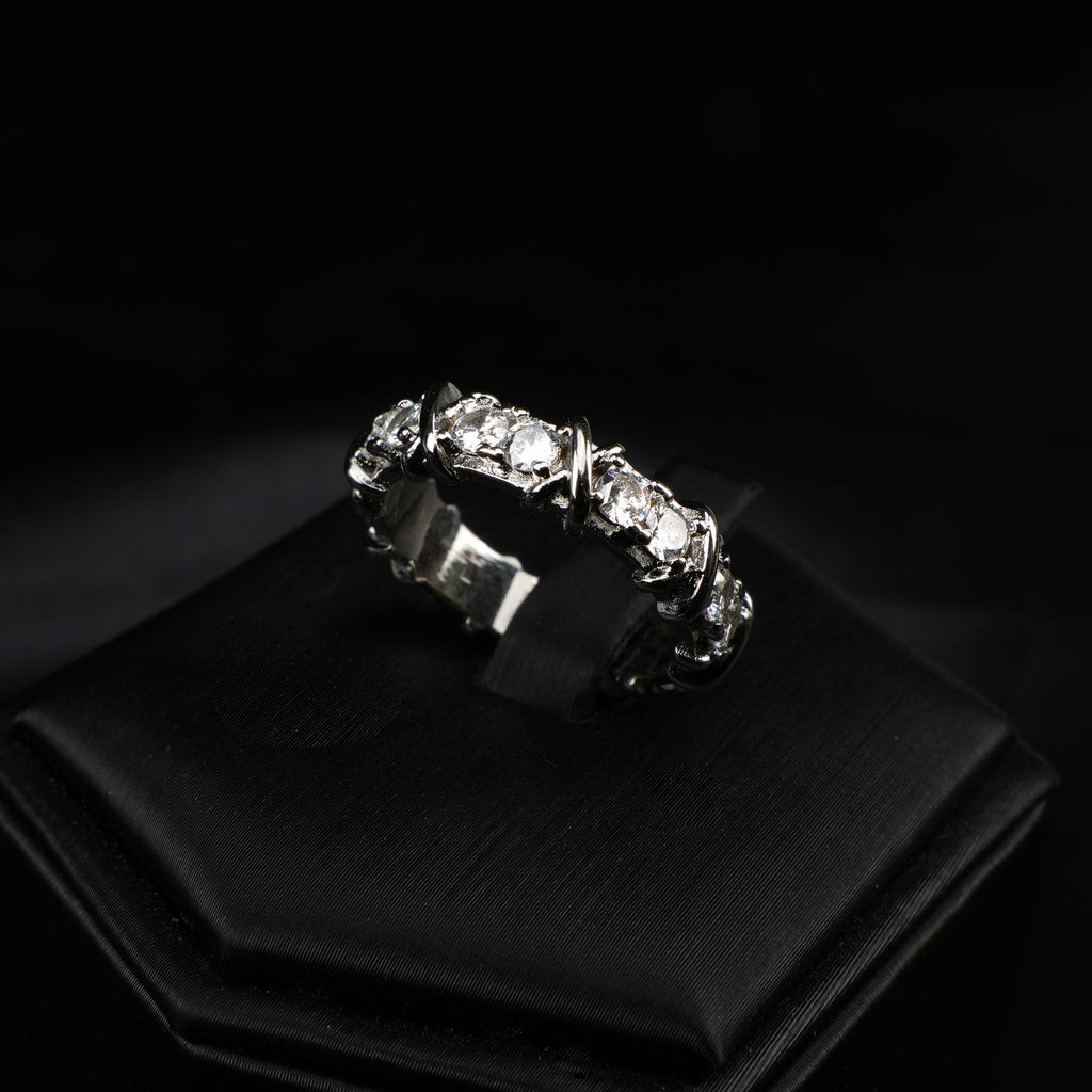 High Carbon Zircon Cross Row Ring For Women, Live Stream Bestseller Band, Real Gold Plated Copper Light Luxury Daily Versatile Jewelry